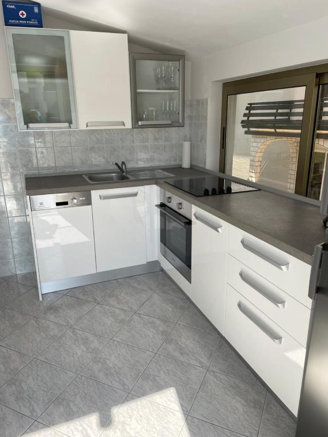 Casa Estancia Apartment Njivice Exteriör bild